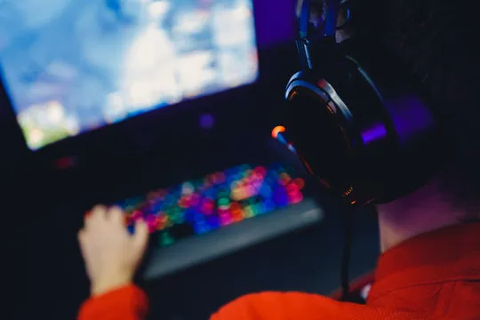 数据分析仪表盘